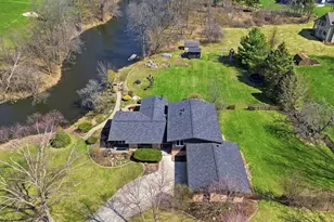 25 S Cherrywood Ln, Valparaiso, IN 46385 - Photo 43