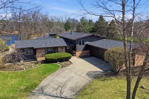 25 S Cherrywood Ln, Valparaiso, IN 46385 - Photo 41