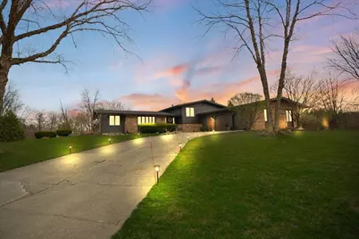 25 S Cherrywood Lane, Valparaiso, IN 46385 - Photo 1
