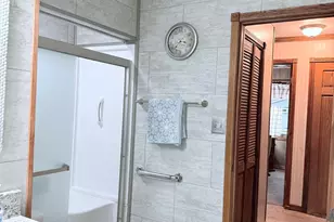 2400 E Cleveland Ave, Hobart, IN 46342 - Photo 19