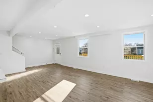 1039 Lane St, Gary, IN 46404 - Photo 7