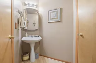 704 W US Hwy 30, Valparaiso, IN 46385 - Photo 55