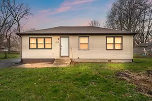 2840 Lois St, Portage, IN 46368 - Photo 1