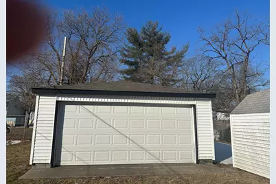 2640 Laporte Street, Lake Station, IN 46405 - Photo 5