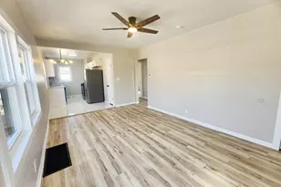 601 Burr St, Gary, IN 46406 - Photo 5