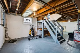 1216 W 37th Pl, Hobart, IN 46342 - Photo 13