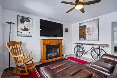 1216 W 37th Place, Hobart, IN 46342 - Photo 3