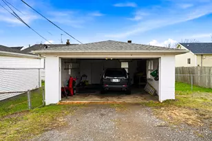 1216 W 37th Pl, Hobart, IN 46342 - Photo 17