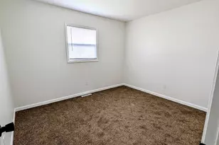 5062 Boulder Ave, Portage, IN 46368 - Photo 9