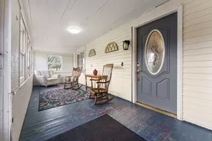 204 S 1st St, Kentland, IN 47951 - Photo 3