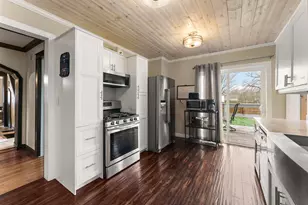 204 S 1st St, Kentland, IN 47951 - Photo 11