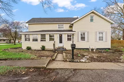 204 S 1st Street, Kentland, IN 47951 - Photo 1