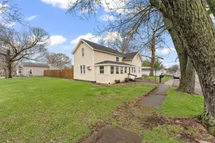 204 S 1st St, Kentland, IN 47951 - Photo 23