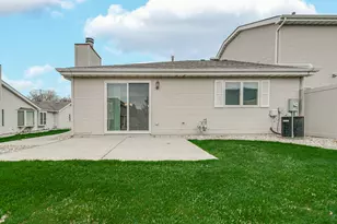 411 W Deerpath Dr W, Schererville, IN 46375 - Photo 21