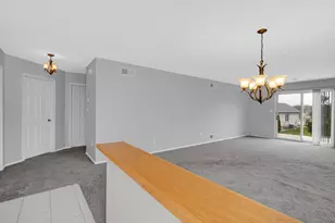 411 W Deerpath Dr W, Schererville, IN 46375 - Photo 3