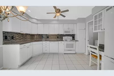 411 W Deerpath Drive W, Schererville, IN 46375 - Photo 9