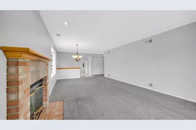 411 W Deerpath Drive W, Schererville, IN 46375 - Photo 5