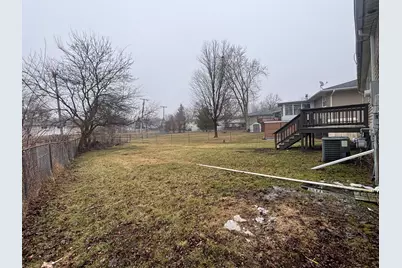 2394 W 61st Place, Merrillville, IN 46410 - Photo 3