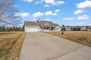 1790 W 134th Ct, Crown Point, IN 46307 - Photo 5
