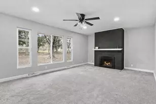 1141 W 300 N, La Porte, IN 46350 - Photo 5