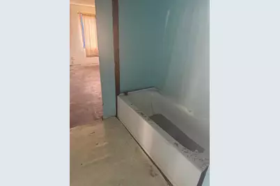 725 Minnie Street, Michigan City, IN 46360 - Photo 9