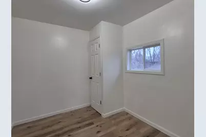 4690 Delaware Street, Gary, IN 46409 - Photo 9