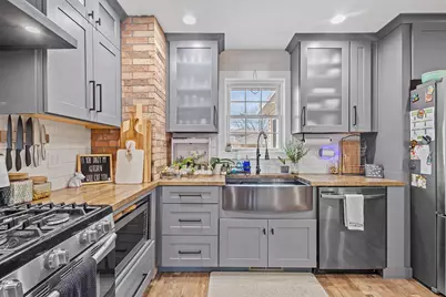 9320 Parkway Drive, Highland, IN 46322 - Photo 7