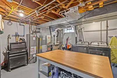 9320 Parkway Drive, Highland, IN 46322 - Photo 39