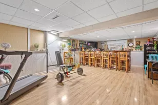 9320 Parkway Dr, Highland, IN 46322 - Photo 23