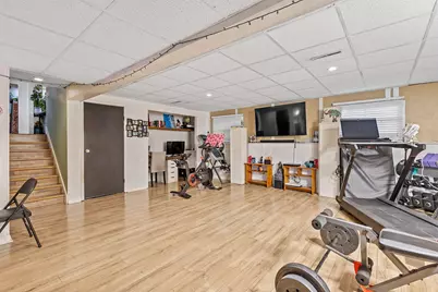 9320 Parkway Drive, Highland, IN 46322 - Photo 21