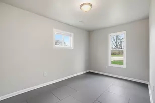 1075 Mount St, Gary, IN 46406 - Photo 5