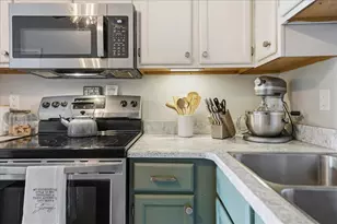 1079 Millpond Rd, Valparaiso, IN 46385 - Photo 5