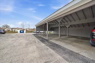 1079 Millpond Rd, Valparaiso, IN 46385 - Photo 17