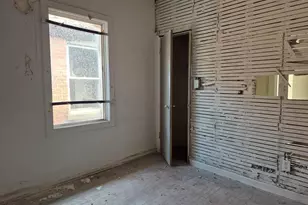 1113 W 11th Ave, Gary, IN 46407 - Photo 5