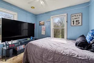 2624 Coral Dr, Hobart, IN 46342 - Photo 11