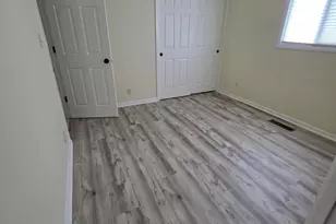 202 Randle St, Valparaiso, IN 46383 - Photo 21