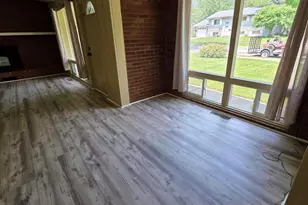 202 Randle St, Valparaiso, IN 46383 - Photo 11