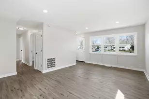 4203 E 12th Pl, Gary, IN 46403 - Photo 7