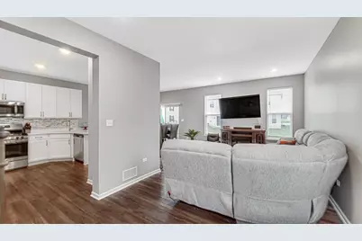 1865 E 110th Place, Crown Point, IN 46307 - Photo 3