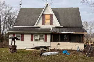 1083 W 4th St, Bloomington, IN 47403 - Photo 5