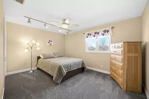 9456 Walnut Dr, Munster, IN 46321 - Photo 19