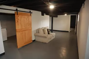 4001 Virginia St, Gary, IN 46409 - Photo 11