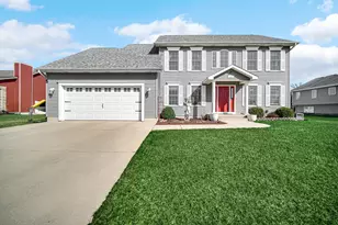 608 Dakota Dr, Lowell, IN 46356 - Photo 3