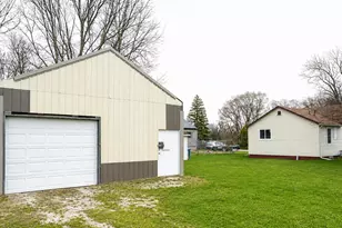 307 S East St, Knox, IN 46534 - Photo 17