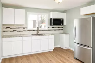 307 S East St, Knox, IN 46534 - Photo 9