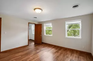 303 Somerset Dr, Valparaiso, IN 46383 - Photo 31