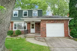 303 Somerset Dr, Valparaiso, IN 46383 - Photo 19