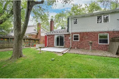 303 Somerset Drive, Valparaiso, IN 46383 - Photo 35