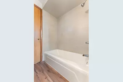 303 Somerset Drive, Valparaiso, IN 46383 - Photo 13