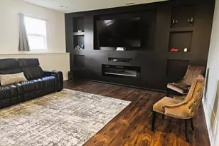 1164 S Virginia St, Hobart, IN 46342 - Photo 17